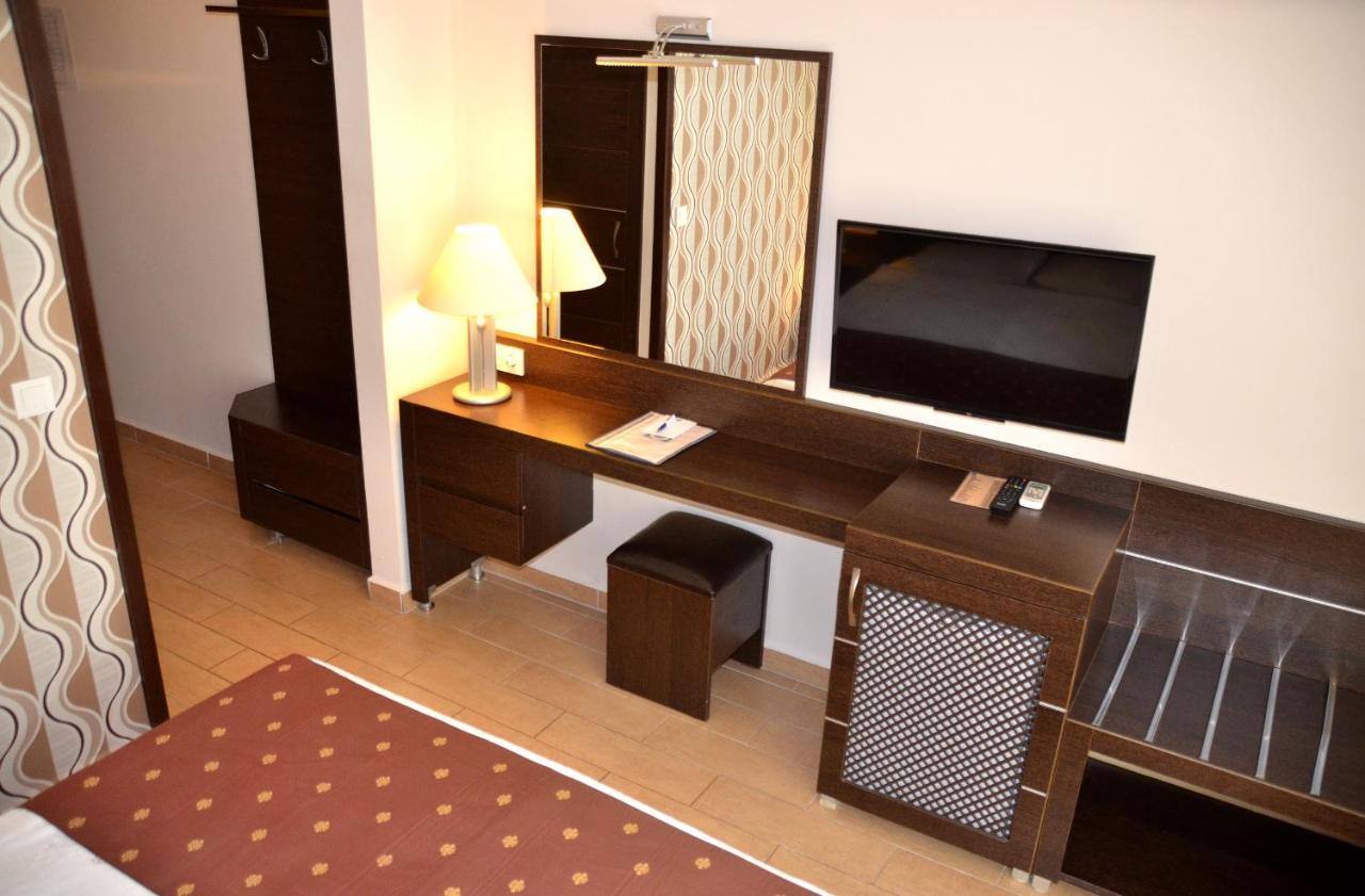 Boulevard Otel Αλάνια Εξωτερικό φωτογραφία