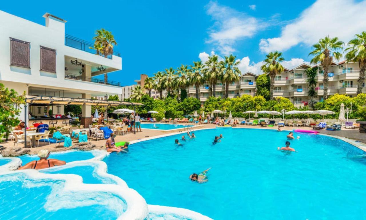 Boulevard Otel Αλάνια Εξωτερικό φωτογραφία