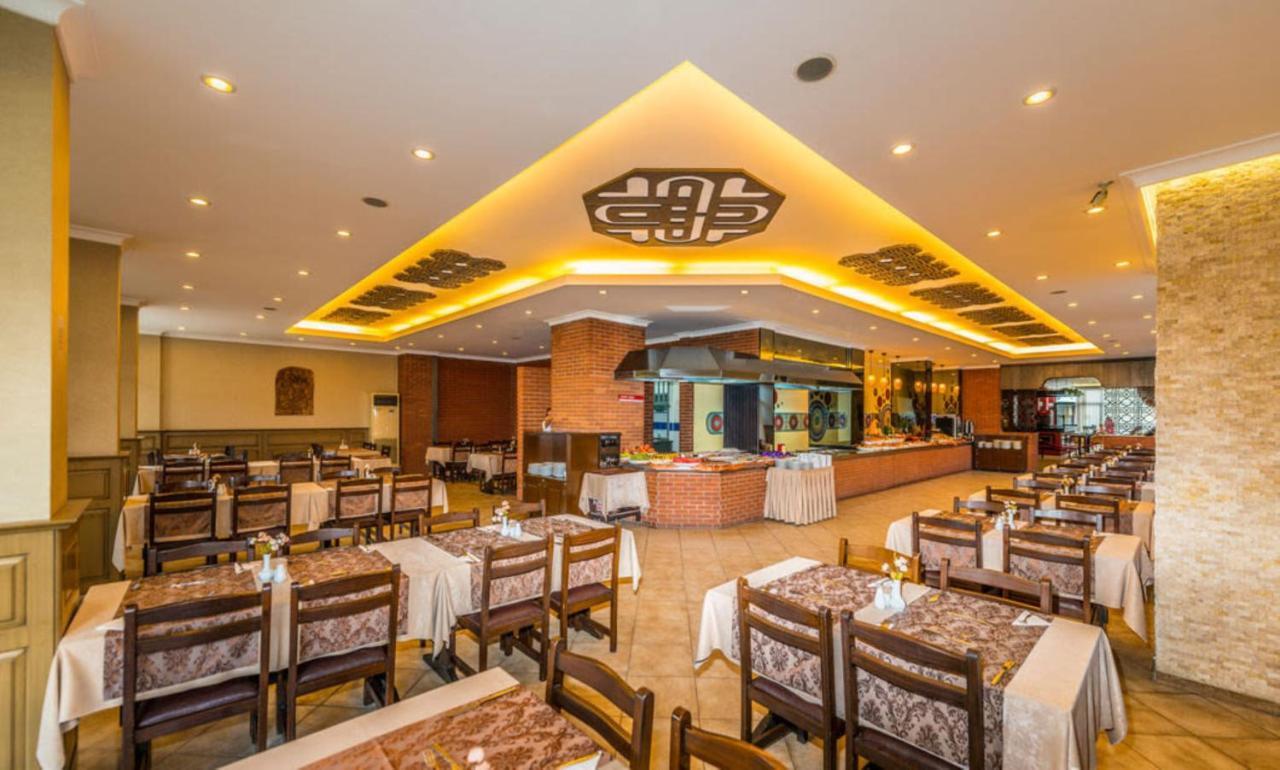 Boulevard Otel Αλάνια Εξωτερικό φωτογραφία